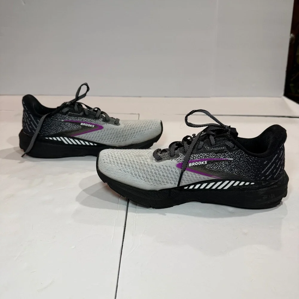 Brooks Launch GTS 10 Womens Running Shoes Black White Purple 1203991B085 Size 7 - Picture 9 of 9